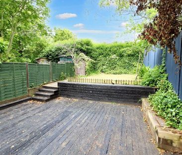 3 bedroom semi-detached house to rent - Photo 3