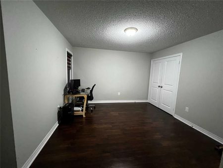 For Lease - 17 Gosling Street, Brampton, Ontario - Photo 5