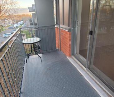 Place Mercier | Appartement 5 1/2 Neuf à Louer | 3 bedrooms for Ren... - Photo 4