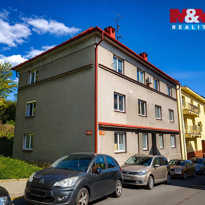 Pronájem bytu 1+1 37 m² - Photo 1