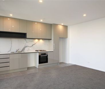 Exclusive one bedroom with view on level 35 - Photo 2