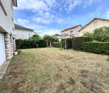 Location Appartement 2 pièces 41m² BRIVE LA GAILLARDE 19100 - Photo 3