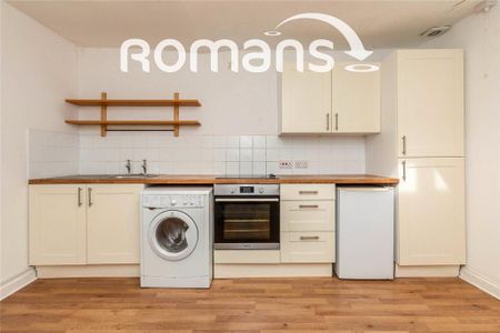 1 bedroom flat to rent - Photo 3