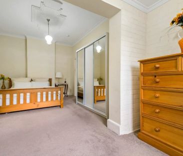 3 Harston Street, Sandringham. - Photo 4