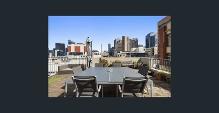 Heritage Charm & Fully Furnished Comfort in the Heart of Melbourne - Photo 5