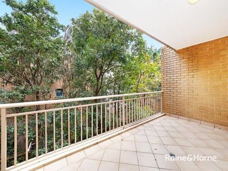 8/4-6 Cowper Street, Randwick, NSW 2031 - Photo 3