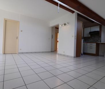 Location Appartement P2 en attique Thoiry - Photo 6