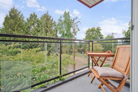 659 East 8th Avenue apartment — Vancouver, BC (2-Bedroom) - 2 Bedroom - Photo 2