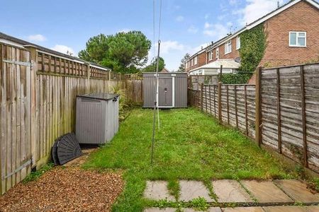 Caernarvon Road, Chichester, PO19 - Photo 4