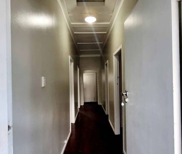 3 bedroom available for rent in Mangere - Photo 1