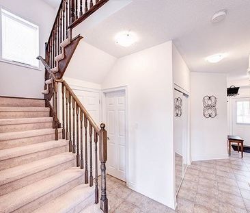 For Lease - 100 Sun King Crescent, Barrie, Ontario - Photo 2