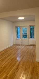 À une minute du metro Fabre (ligne bleue) grand 5 1/2 haut de duplex - Photo 4