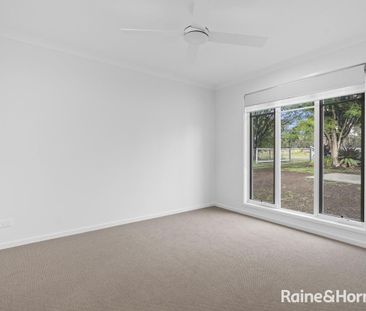 Brand New Home in Prime Redland Bay Location - Photo 2