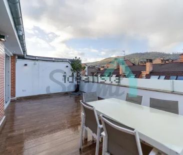 Alquiler de ático en Calle Aureliano San Román - Photo 6