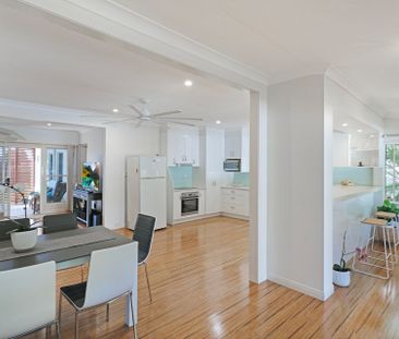 Coastal Living Opposite Pumicestone Passage - Photo 3