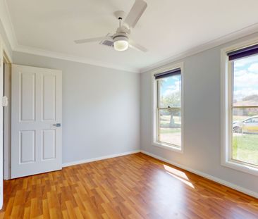 Family Home in a Quiet Cul-de-sac - Photo 5
