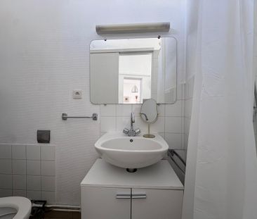 Location Appartement 1 pièce Meublé 21m² LA ROCHELLE 17000 - Photo 4