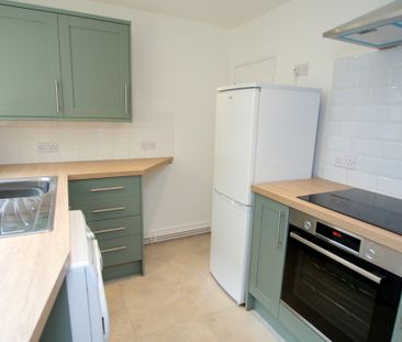 87 Montpellier Terrace, CHELTENHAM GL501XA - Photo 5