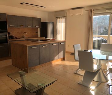 Location Appartement 3 pièces 64m² - Photo 4