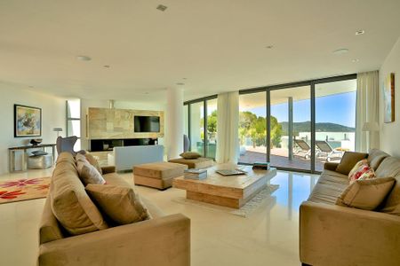 Luxury Villa for rent in Ibiza, Spain - Photo 2