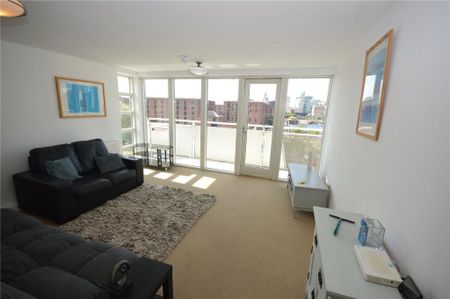 2 bedroom apartment to rent - Photo 2