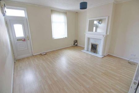 Ormskirk Road, Wigan, WN5 - Photo 2