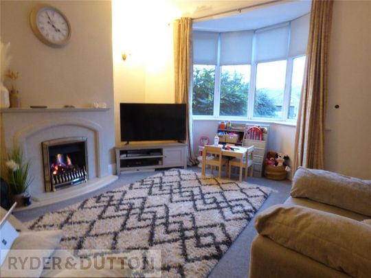 3 bedroom semi-detached house to rent - Photo 1