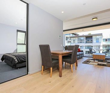 Fully Furnished & Equipped 2 Bedroom Apartment on the Kingston Fore... - Photo 1