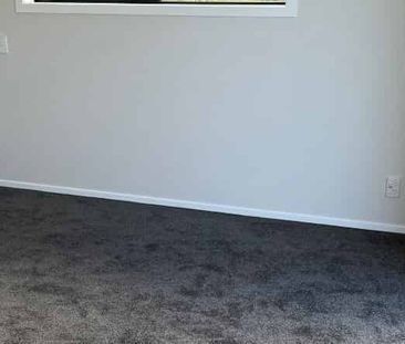 Brand New Family Home - Photo 4