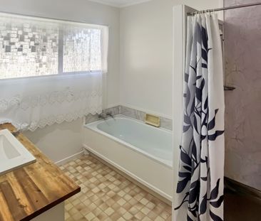 Bucklands Beach - 4 Bedoom Home Zone for Macleans College - Photo 6