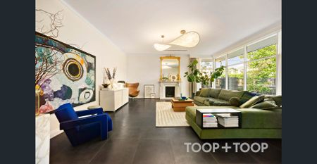 ARCHITECTURAL ELEGANCE IN PRESTIGIOUS WALKERVILLE - Photo 5