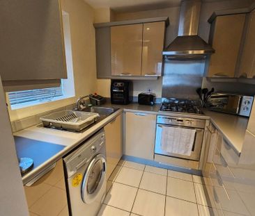 1 bedroom Flat To Let - Photo 5