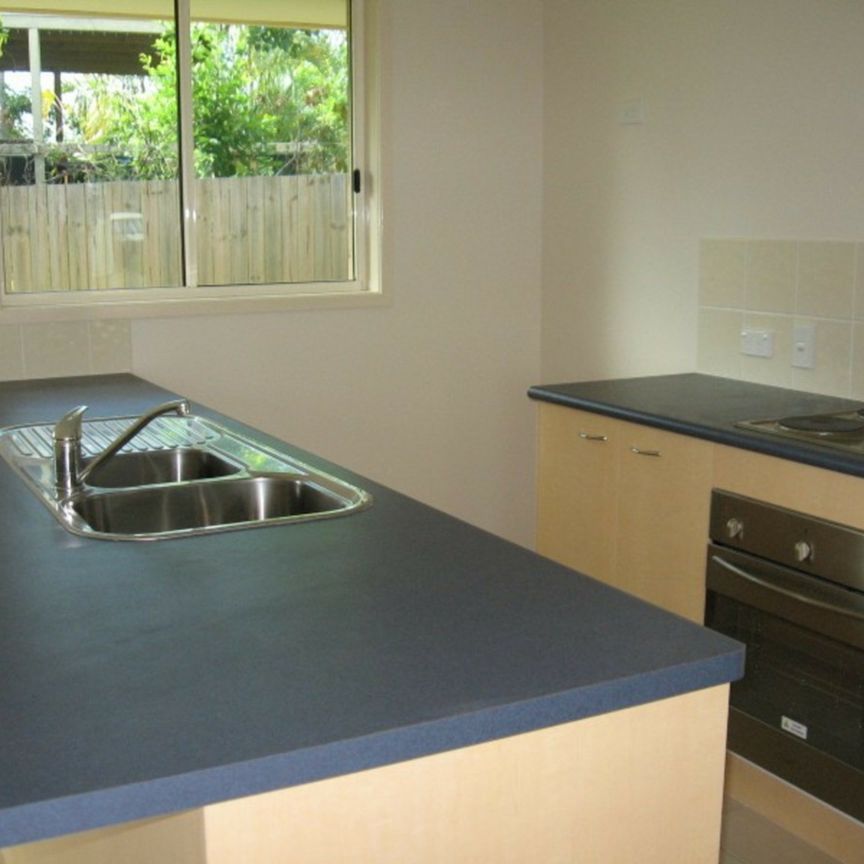 6 Craigan Crescent, Aspley QLD, Belconnen - Photo 1