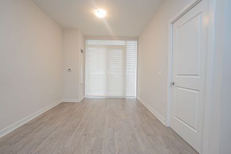 For Lease - 4675 Metcalfe Avenue Unit# 101, Mississauga, Ontario - Photo 2