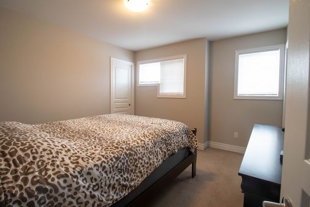 3-Bedroom Townhouse in St. Catharines! - Photo 1