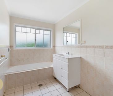 Freshly Updated Family Home in a Prime Cherrybrook Location - Photo 5