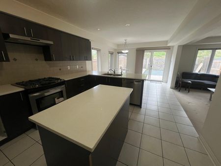 For Lease - 246 GRAVEL RIDGE Trail, Kitchener, Ontario - Photo 5
