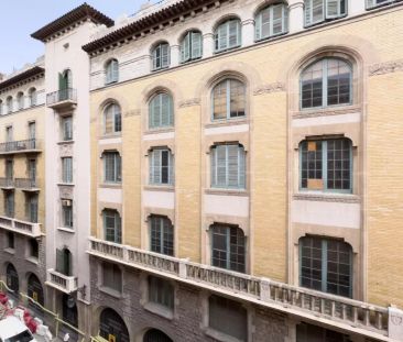 Room in a shared 7-bedroom apartment for rent in Sant Pere Santa Caterina i la Ribera. - Foto 6