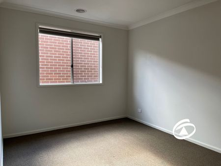 10 Eloise Circuit, 3809, Officer Vic - Photo 2