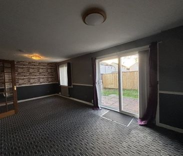 Sorn Green, Glenrothes - Photo 4