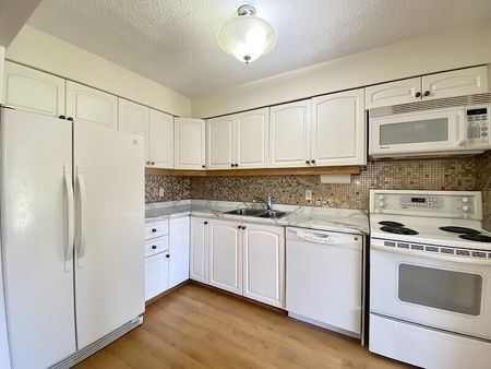 158B McArthur Ave Unit 102 - Photo 5