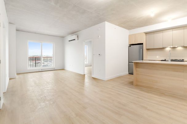 37 Boul. Brunswick, #308 - Photo 1