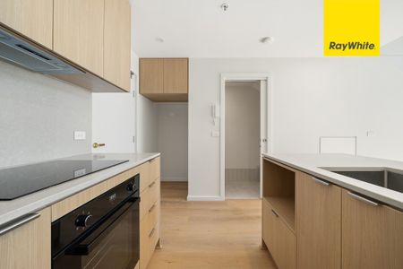 'Boulevard' Retro Resort-Style Living - Loft style 1 bedroom apartment - Photo 3