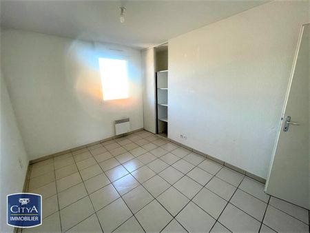Location Appartement 2 pièces 47m² CLERMONT FERRAND 63000 - Photo 2