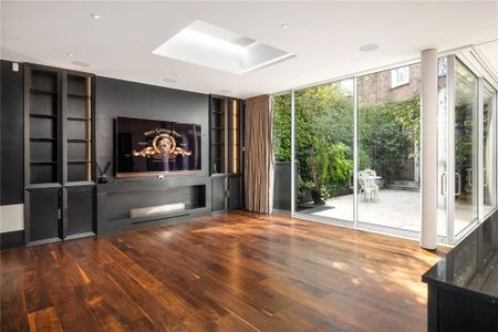 6 bedroom terraced house to rent - Photo 3