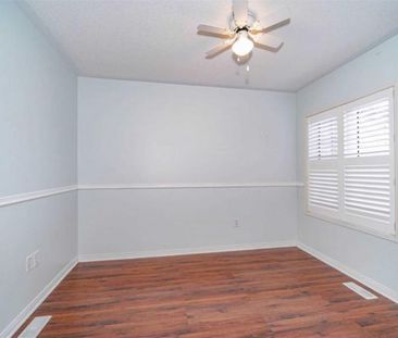 For Lease - 2394 Emerson Drive, Burlington, Ontario - Photo 6