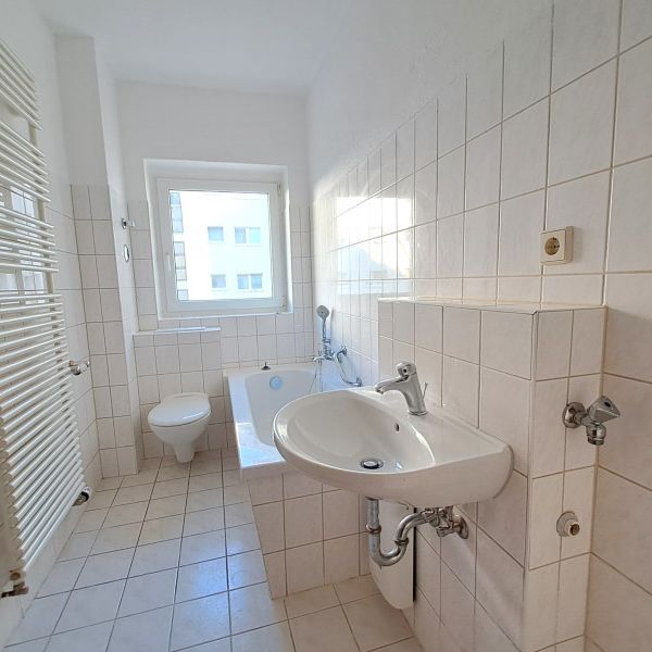 Helle 2-Zimmer-Wohnung in entspannter Randlage zu Top-Konditionen - Photo 1