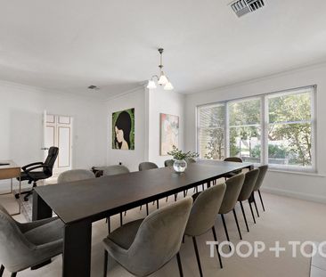 The perfect family home - Photo 3