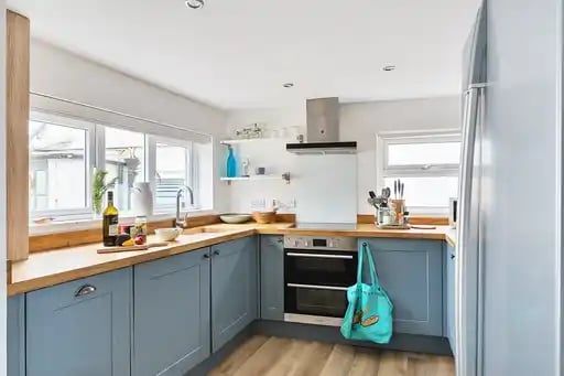 New Row, Falmouth, TR11 - Photo 1