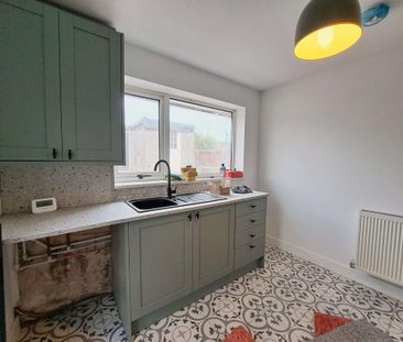 2 bedroom bungalow to rent - Photo 3